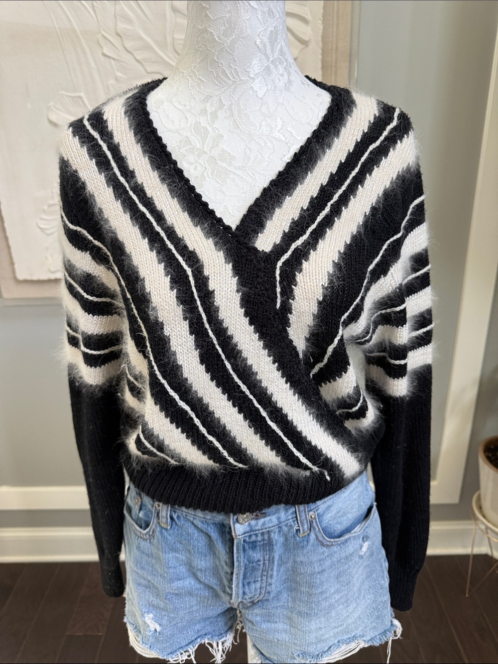 VTG 80s 90s Sostanza Angora Blend Faux Wrap Zebra Stripe Knit Sweater L - Picture 2 of 11